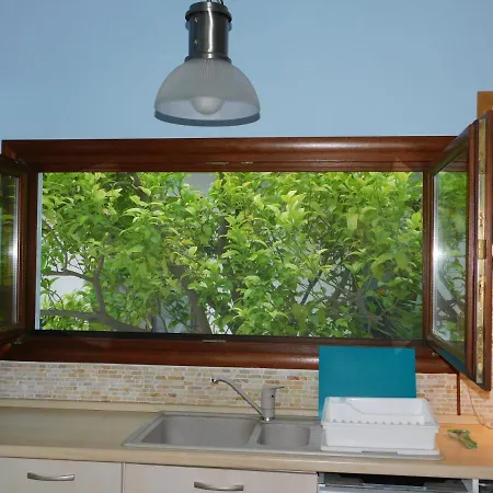 Holiday home Rea Kalandra